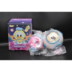 Miniso Disney Gashapon Minnie Mouse Helmet Astronaut Figure (A13)